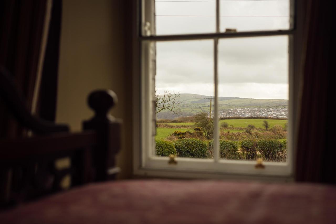 Penrhiw Farm B & B Goodwick ภายนอก รูปภาพ